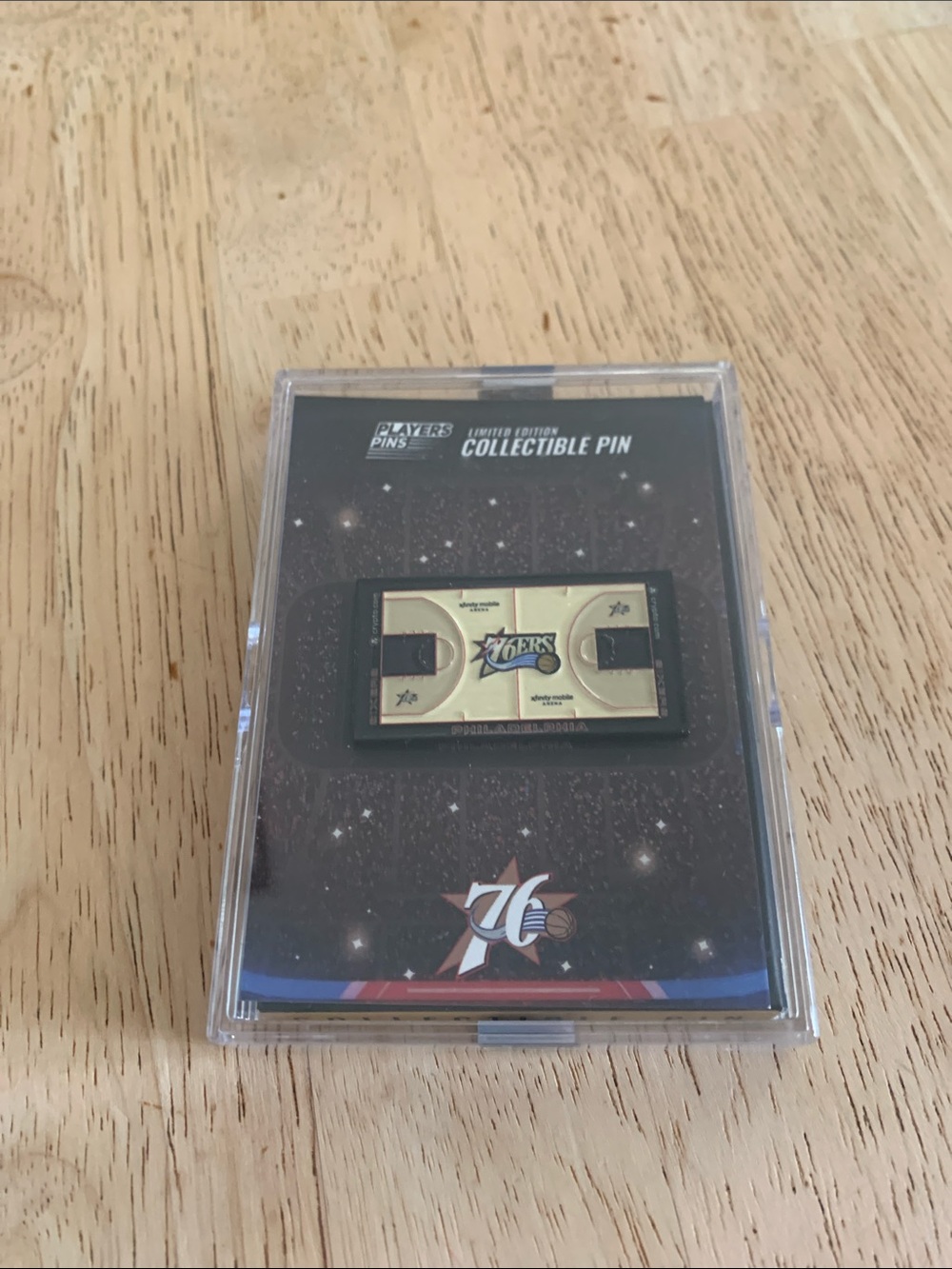 Philadelphia 76ers Collectible Court Pin - Gold & Black